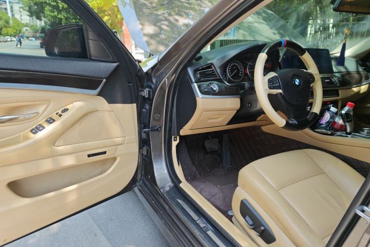 Used BMW 5 Series 2013 525Li Leading Model Driver Seat