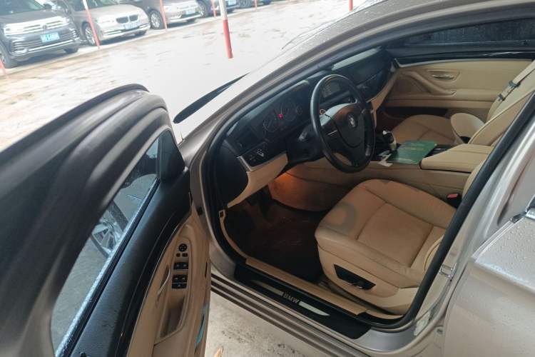 Used BMW 5 Series 2013 520Li Elegant Edition Driver Seat