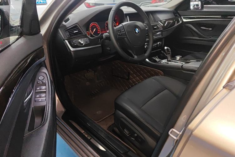 Used BMW 5 Series 2013 530Li Leading Model Driver Seat