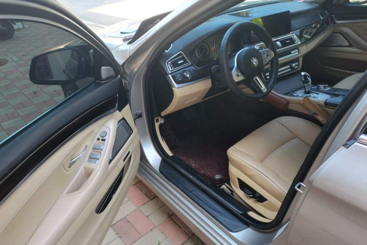 Used BMW 5 Series 2013 525Li Luxury Model Driver Seat