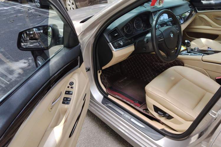 Used BMW 5 Series 2013 525Li Leading Model Driver Seat