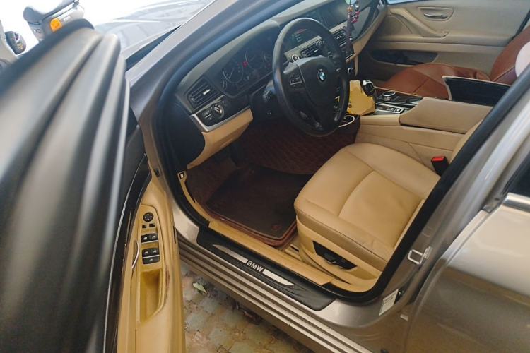 Used BMW 5 Series 2013 530Li Leading Model Driver Seat