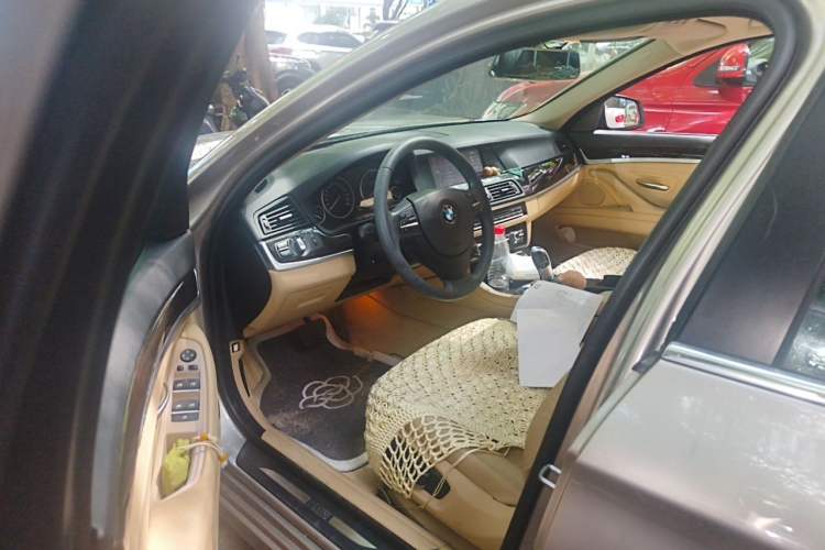 Used BMW 5 Series 2013 525Li Leading Model Driver Seat
