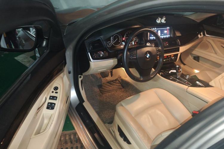 Used BMW 5 Series 2013 525Li Luxury Model Driver Seat