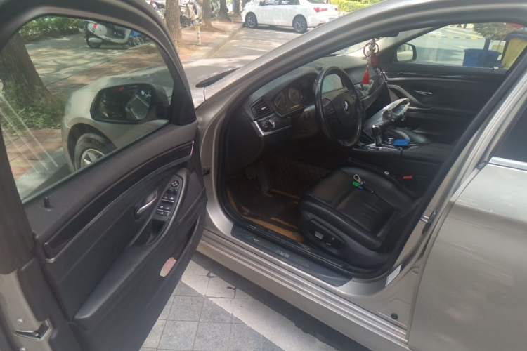 Used BMW 5 Series 2013 520Li Elegant Edition Driver Seat