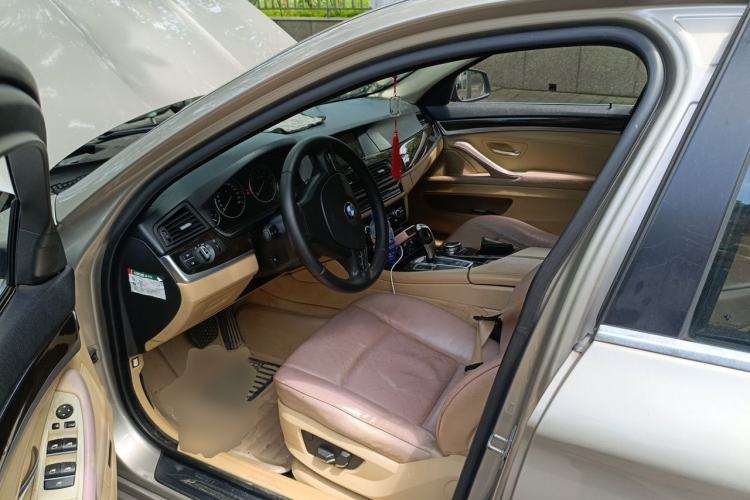 Used BMW 5 Series 2013 525Li Luxury Model Driver Seat