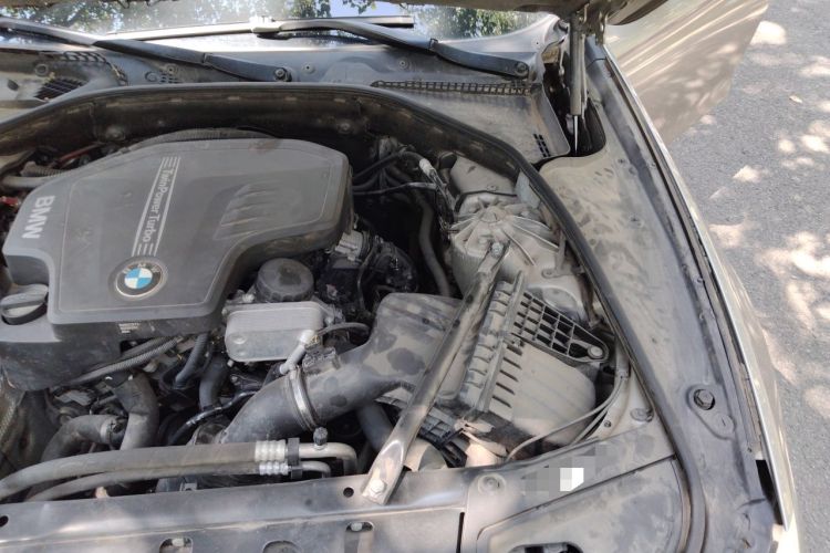 Used BMW 5 Series 2013 525Li Leading Model Engine Bay Left