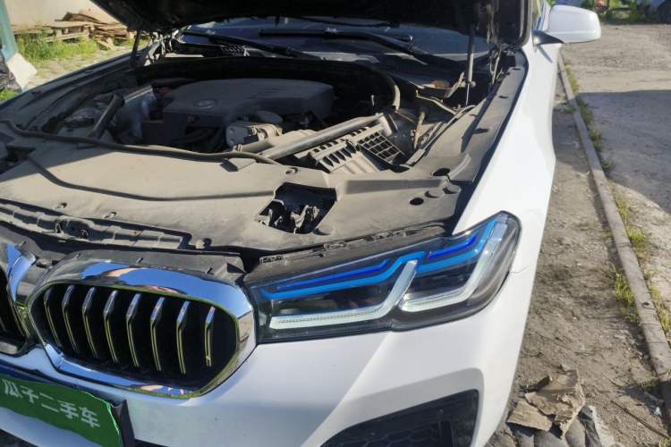 Used BMW 5 Series 2013 525Li Leading Model Engine Bay Left