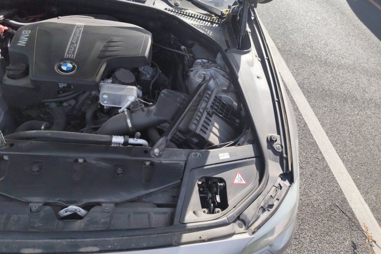Used BMW 5 Series 2013 525Li Luxury Model Engine Bay Left