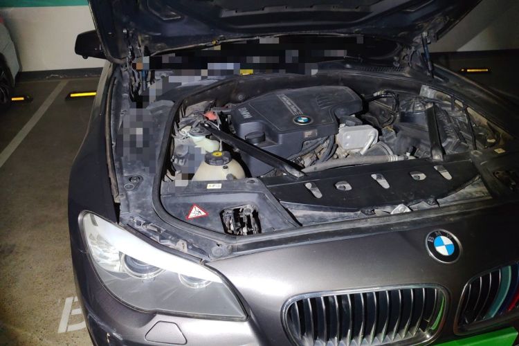 Used BMW 5 Series 2013 525Li Leading Model Engine Bay Right