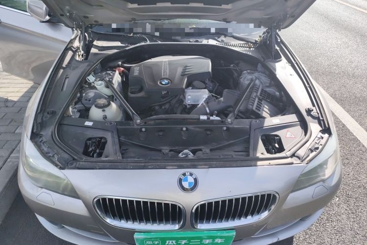 Used BMW 5 Series 2013 525Li Luxury Model Engine Bay