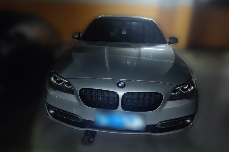 Used BMW 5 Series 2013 525Li Luxury Model Front