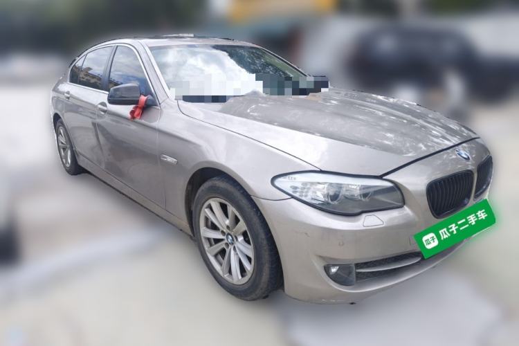 Used BMW 5 Series 2013 525Li Luxury Model Front Right 45 Deg