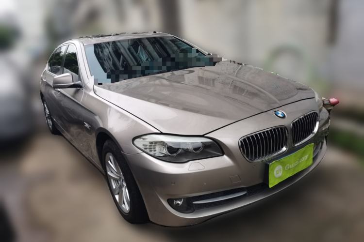 Used BMW 5 Series 2013 525Li Leading Model Front Right 45 Deg