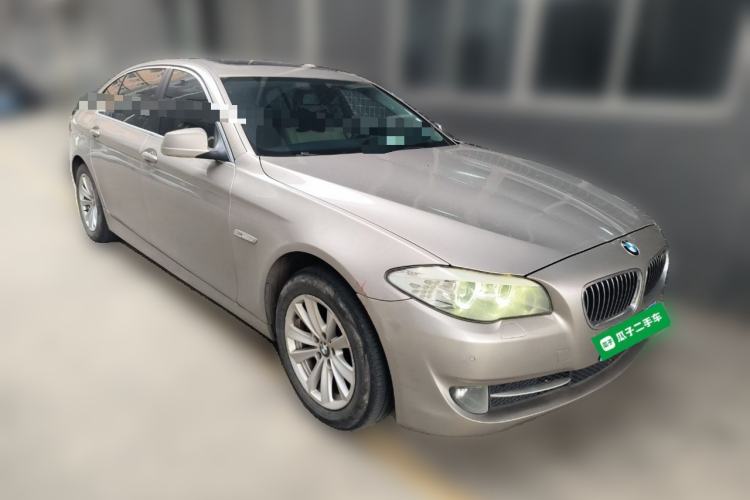 Used BMW 5 Series 2013 525Li Leading Model Front Right 45 Deg