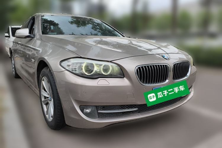 Used BMW 5 Series 2013 525Li Luxury Model Front Right 45 Deg