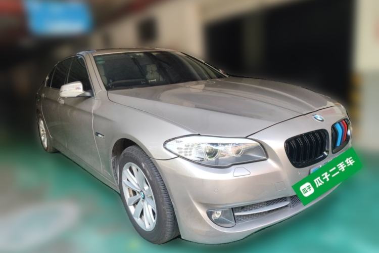 Used BMW 5 Series 2013 520Li Elegant Edition Front Right 45 Deg