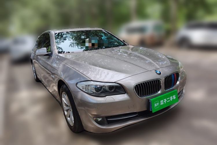 Used BMW 5 Series 2013 525Li Leading Model Front Right 45 Deg