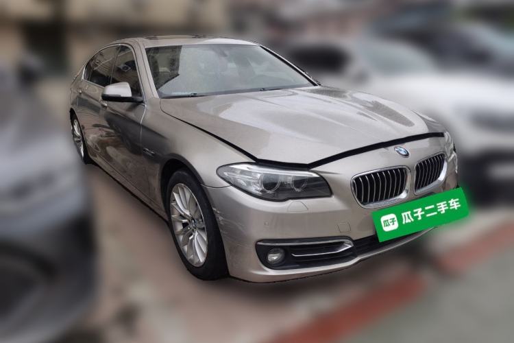 Used BMW 5 Series 2013 525Li Leading Model Front Right 45 Deg