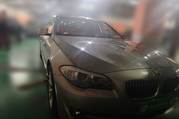 Used BMW 5 Series 2013 525Li Luxury Model Front Right 45 Deg