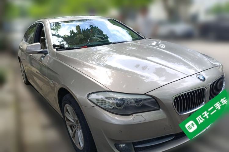 Used BMW 5 Series 2013 525Li Luxury Model Front Right 45 Deg