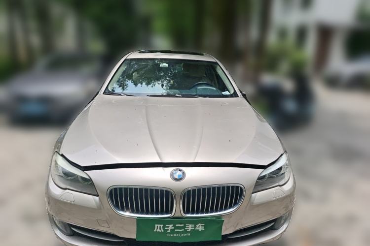 Used BMW 5 Series 2013 525Li Leading Model Front