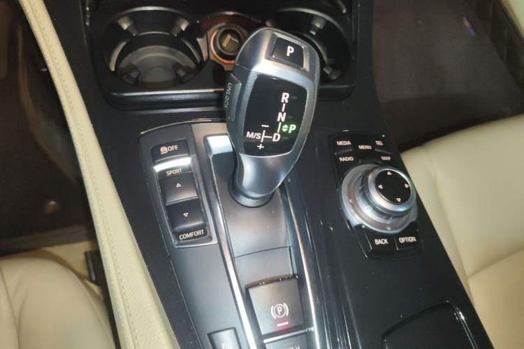 Used BMW 5 Series 2013 520Li Elegant Edition Gear Lever