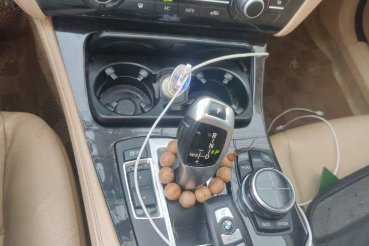 Used BMW 5 Series 2013 525Li Luxury Model Gear Lever