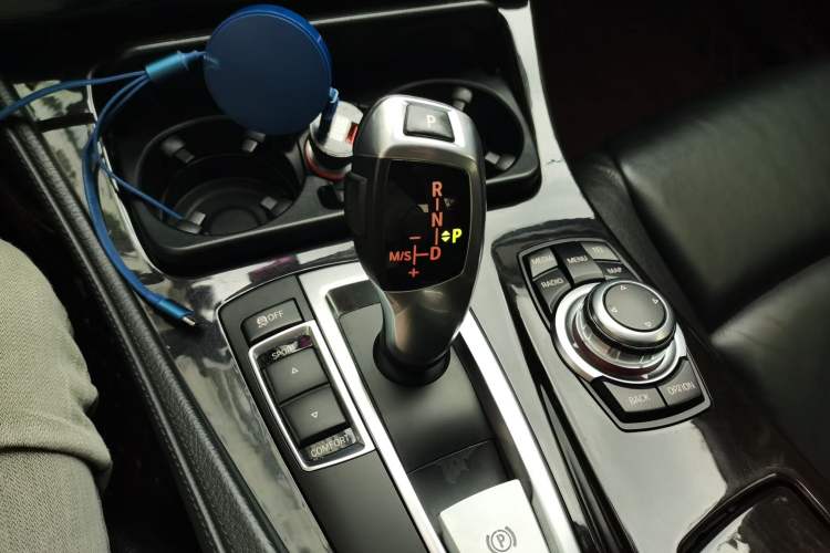Used BMW 5 Series 2013 525Li Leading Model Gear Lever