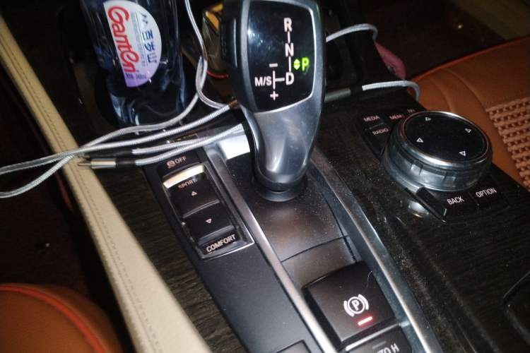 Used BMW 5 Series 2013 525Li Leading Model Gear Lever