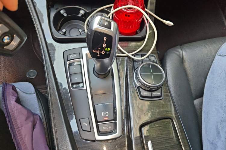 Used BMW 5 Series 2013 530Li Leading Model Gear Lever