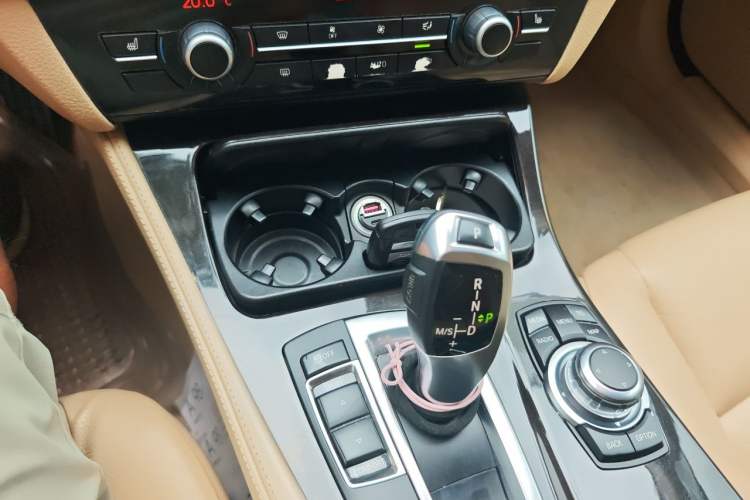 Used BMW 5 Series 2013 525Li Leading Model Gear Lever
