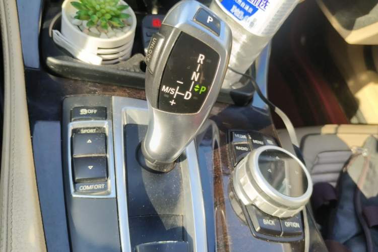 Used BMW 5 Series 2013 525Li Leading Model Gear Lever