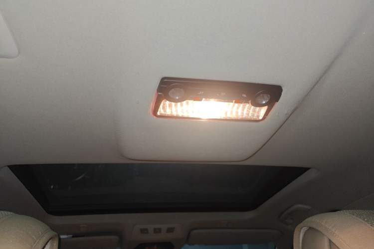 Used BMW 5 Series 2013 525Li Luxury Model Headliner
