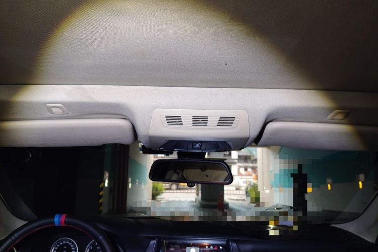 Used BMW 5 Series 2013 525Li Leading Model Headliner