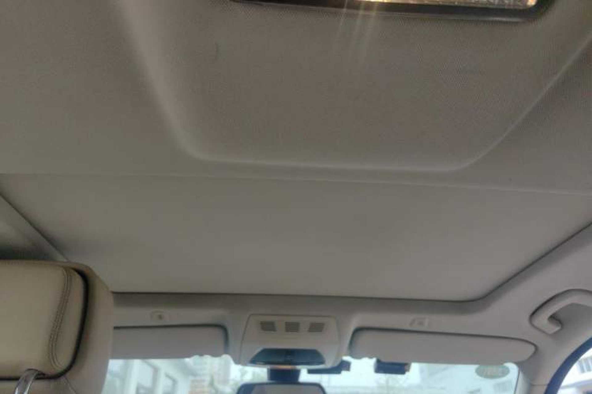 Used BMW 5 Series 2013 525Li Leading Model Headliner