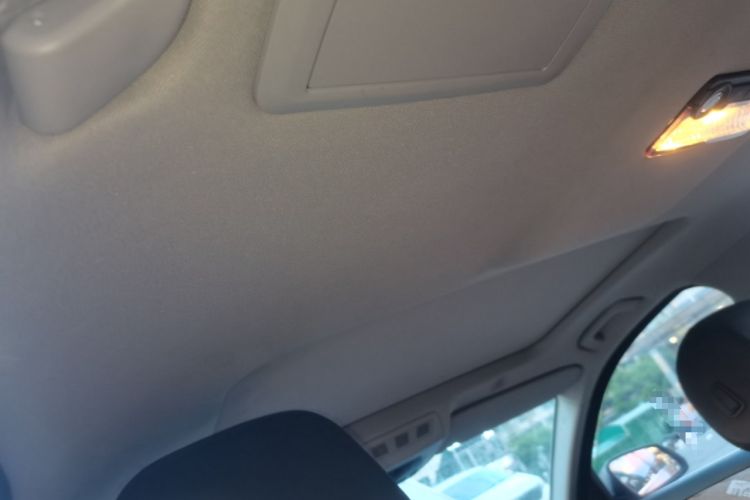 Used BMW 5 Series 2013 525Li Leading Model Headliner