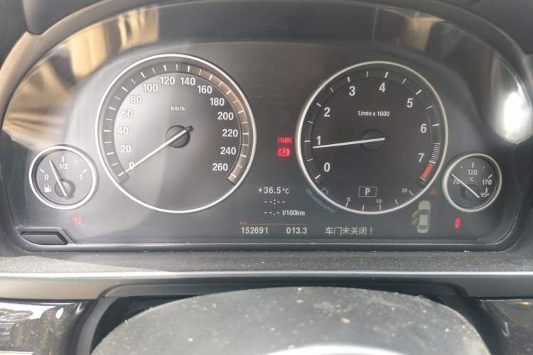 Used BMW 5 Series 2013 525Li Luxury Model Instrument Cluster