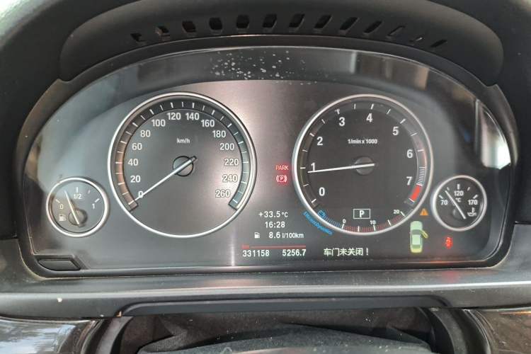 Used BMW 5 Series 2013 525Li Luxury Model Instrument Cluster