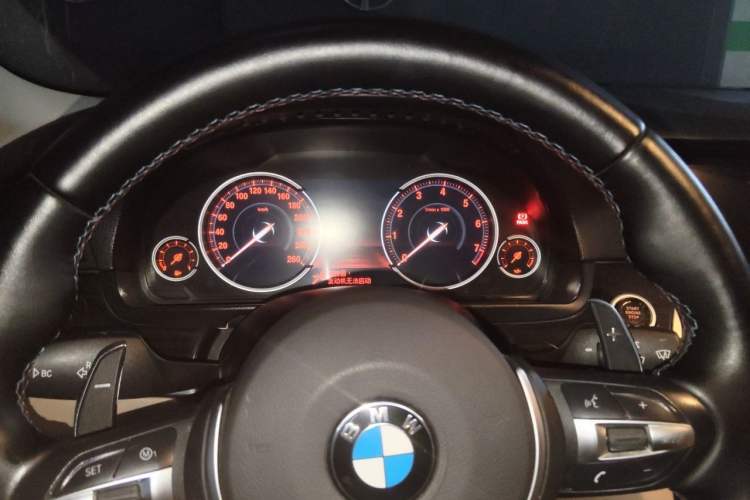 Used BMW 5 Series 2013 525Li Zhuole Edition Instrument Cluster