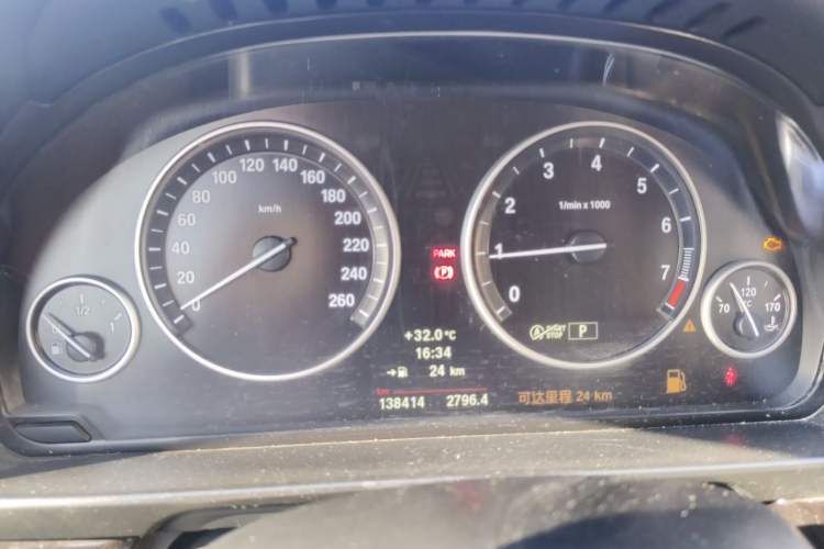 Used BMW 5 Series 2013 525Li Leading Model Instrument Cluster