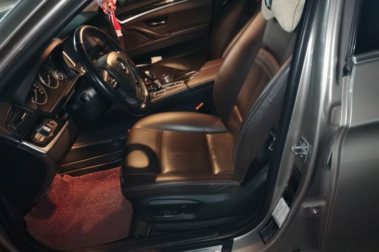 Used BMW 5 Series 2013 525Li Luxury Model Left Front Seat