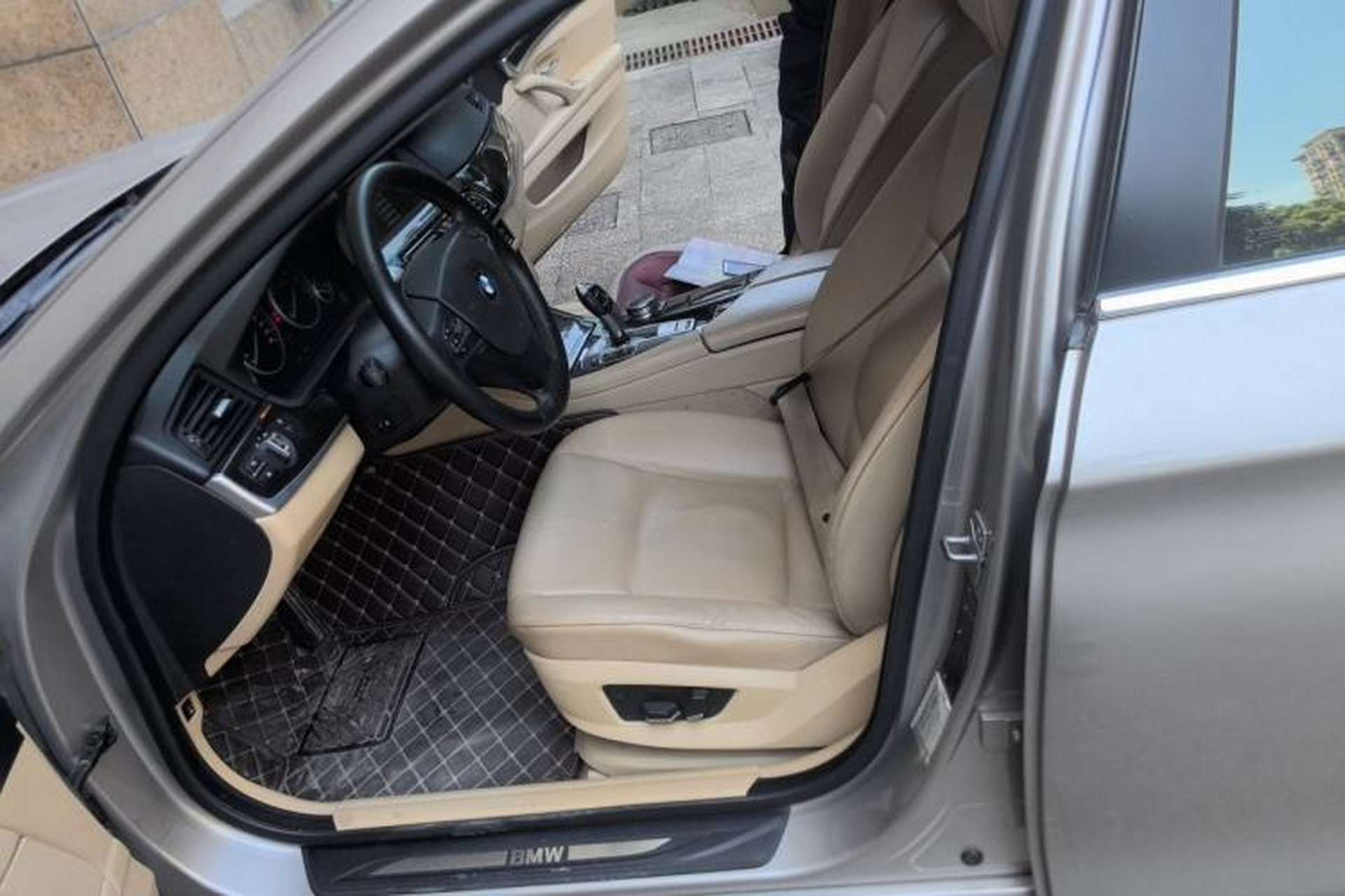Used BMW 5 Series 2013 530Li Leading Model Left Front Seat