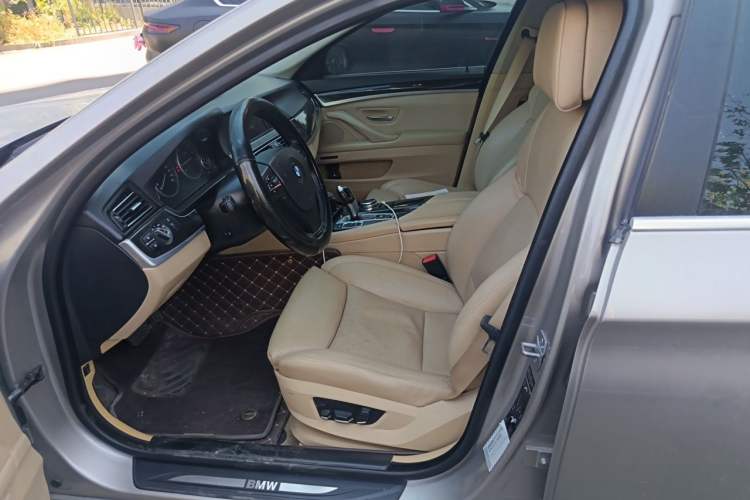 Used BMW 5 Series 2013 530Li Luxury Model Left Front Seat