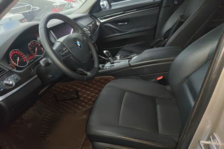 Used BMW 5 Series 2013 530Li Leading Model Left Front Seat
