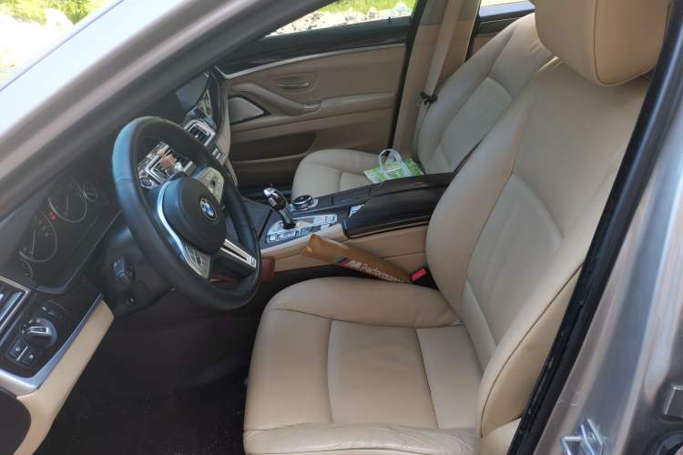 Used BMW 5 Series 2013 525Li Luxury Model Left Front Seat
