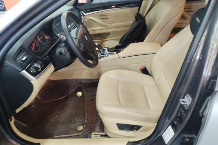 Used BMW 5 Series 2013 525Li Luxury Model Left Front Seat