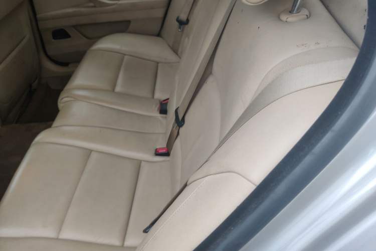Used BMW 5 Series 2013 525Li Luxury Model Left Rear Seat