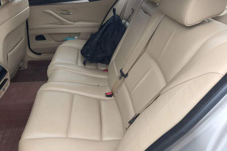 Used BMW 5 Series 2013 525Li Luxury Model Left Rear Seat