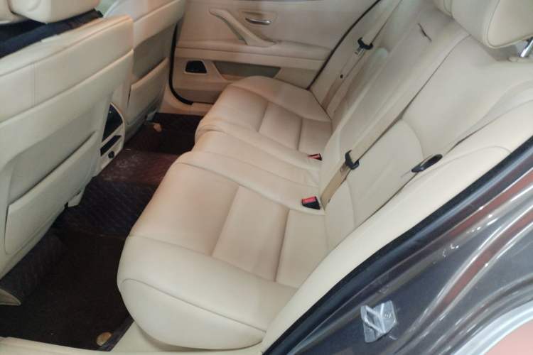 Used BMW 5 Series 2013 525Li Luxury Model Left Rear Seat